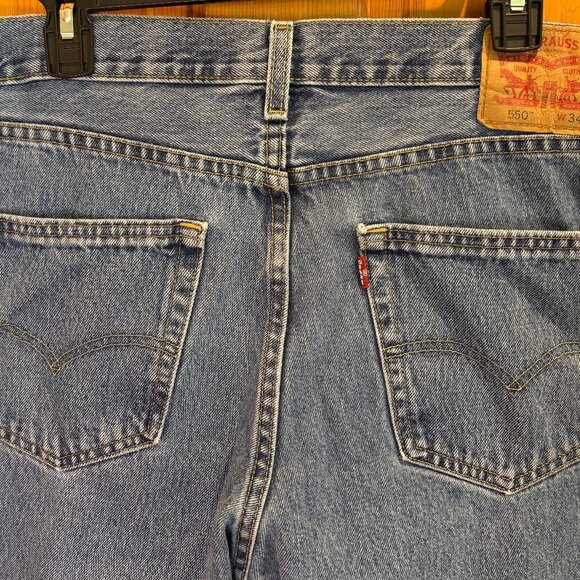 Levi's Men's 550 Relaxed Fit 34 x 34 Jeans - Picture 8 of 16